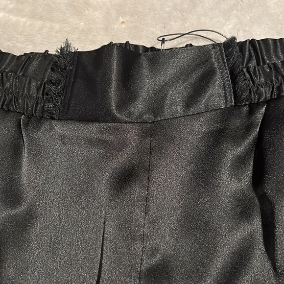 She said joggers - Picture 5 of 15